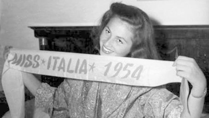 Boss, Nobel e terzini: le foto raccontano microstorie siciliane