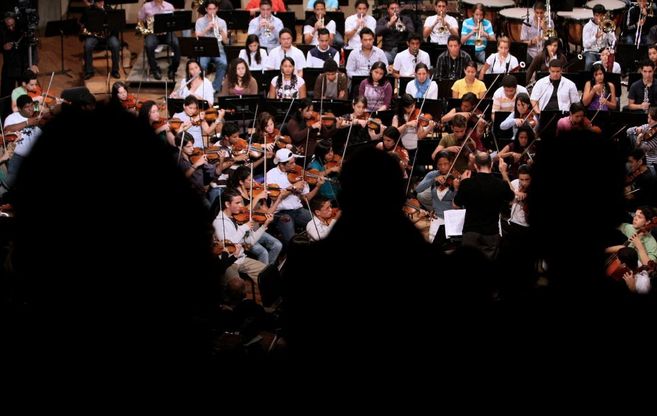 El Sistema - l'orchestra (FOTO) 