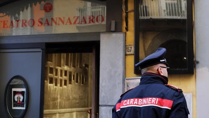 Napoli, Pd davanti al Sannazaro bruciato: il nostro impegno perché venga ricostruito