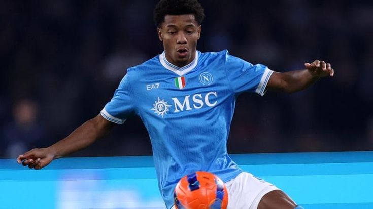 Napoli, Neres in dubbio per la sfida contro l’Inter. Rebus tridente offensivo