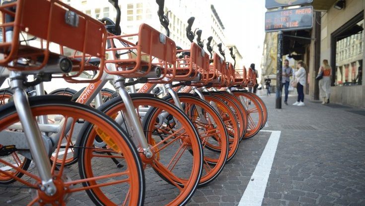Vandali e guasti, così il bike-sharing è dimezzato