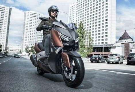 Nuovo Yamaha X-Max 300, che grinta
