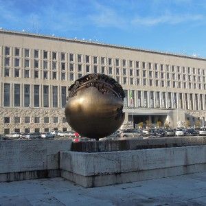 La finanza della Cooperazione: la nuova legge promossa a met&agrave; dagli esperti di economia