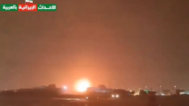 Guerra in Iran. Incendio nel principale impianto di gas del Qatar dopo la minaccia dei Pasdaran