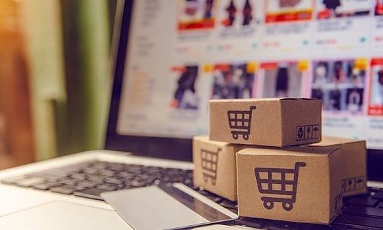 Effetto Covid: un italiano su due aumenterà gli acquisti online