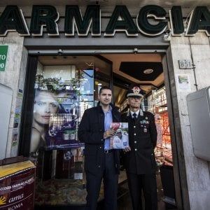 Roma, nelle farmacie arriva il decalogo "antitruffa" dei carabinieri 