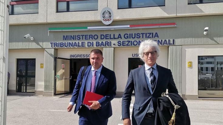 Clan nell’Amtab, a Bari 26 assunzioni sospette. Il presidente in aula: “Il Cral in mano ai Parisi”