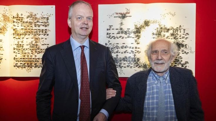 Isgrò a Capodimonte:“Ora ho cancellato le canzoni napoletane”