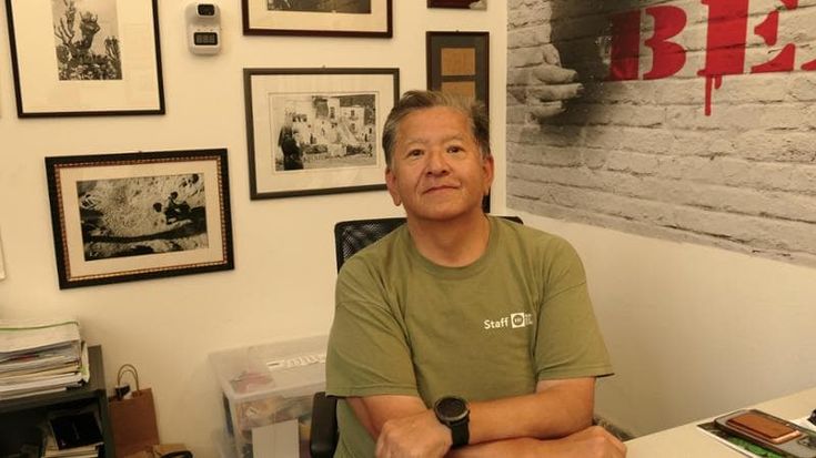 Watanabe, il bambino di Hiroshima e il suono del clic nel negozio amato dai grandi fotografi