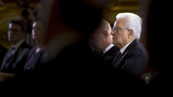 "Terremoto punizione divina": Quirinale pretende scuse, Mattarella parte per Israele