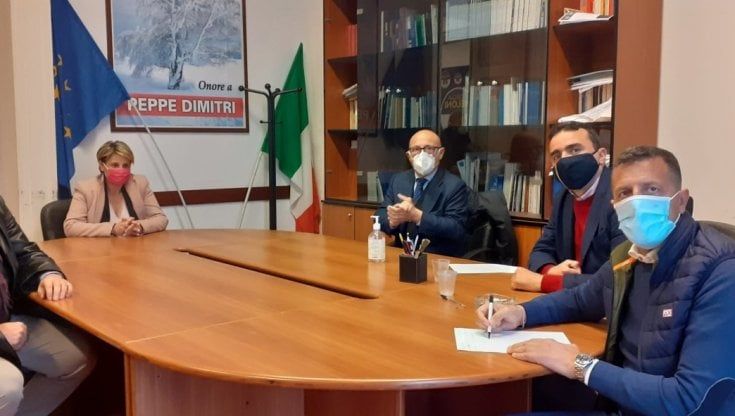 Salerno, il centrodestra cerca l'unità in vista del voto. Fasano: "Candidato sindaco sia civico"