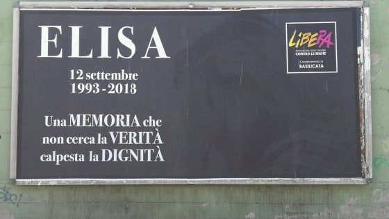 Potenza, manifesti in ricordo di Elisa Claps