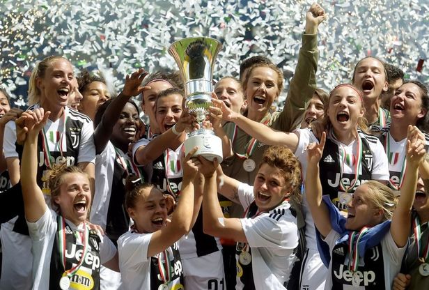 Parma, al Tardini festeggia la Juve: la Coppa Italia è delle ragazze bianconere 