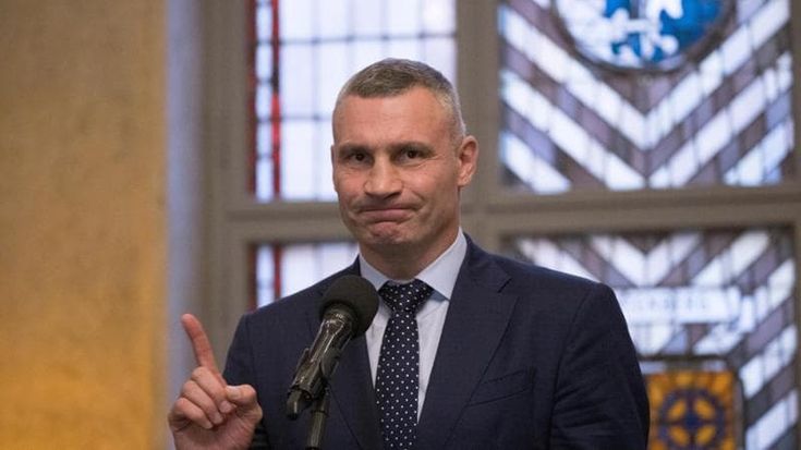 Il sindaco di Kiev Klitschko: “Serve un’intesa, per noi è irrinunciabile il sostegno militare Usa”