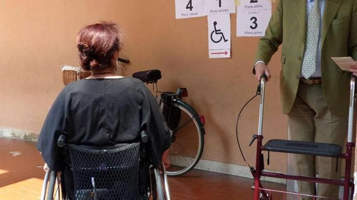 Elezioni, a Bari trasporto gratuito del Comune per le persone con disabilità. Ecco come prenotare