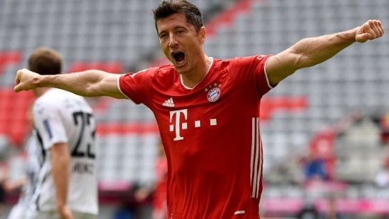 Bundesliga: Lewandowski da record, Haaland stende il Lipsia