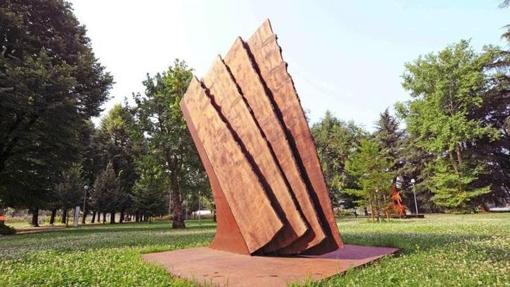 La creatività è dove non ti aspetti: dall’Idroscalo al campus Bocconi, opere d’arte a cielo aperto