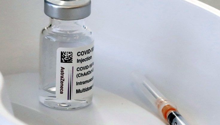 AstraZeneca, la Regione: "Pronti a ripartire a pieno ritmo con la vaccinazione"