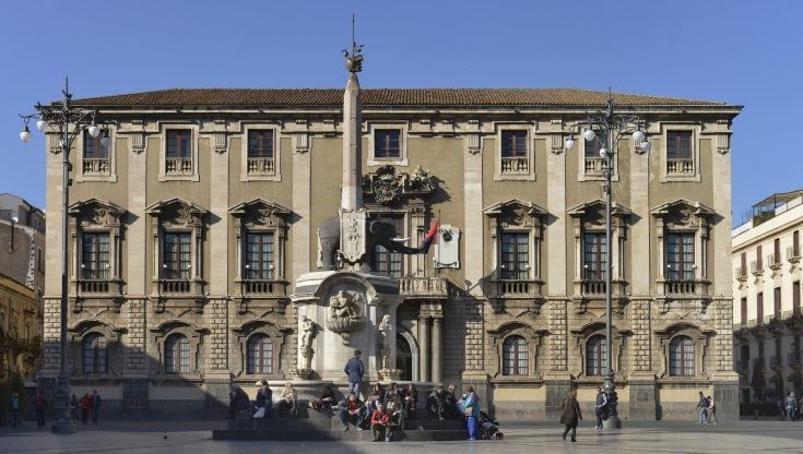 Tutti contro tutti nella corsa per Catania: è già lite Schifani-Mpa