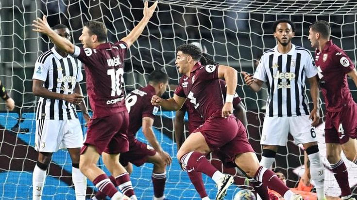 La Juve scappa con Vlahovic, il Toro la acciuffa: il derby finisce 2-2