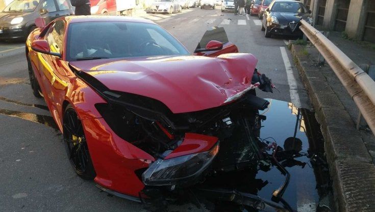 "La Ferrari distrutta di Marchetti? Sono assicurato, ma lavaggio e consegna a domicilio, 20 euro a prescindere dal mezzo, non lo faccio più"