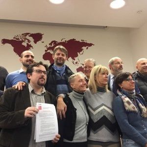 Manifesto contro l'azzardo, firmano tutti i candidati della sinistra e anche uno del centro-destra