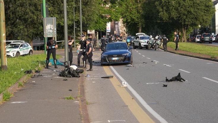 Sorpassa auto a destra e perde il controllo della moto: Lorenzo Valentini muore a 28 anni