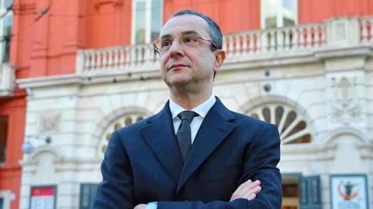 Massimo Biscardi a Santa Cecilia, nel 2025 l’addio al Petruzzelli dopo dieci anni: si apre la ricerca per la successione