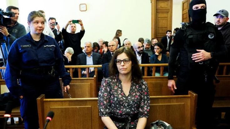 Intervista a Roberto Salis, padre di Ilaria: “Chiederò aiuto al presidente Mattarella, dai ministri solo bugie”