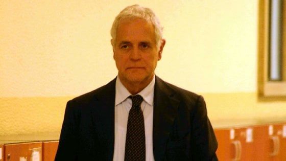 "Codacons, covo di ignoranti": Formigoni condannato. Il giudice: "Diffamò, ora risarcisca l'associazione"