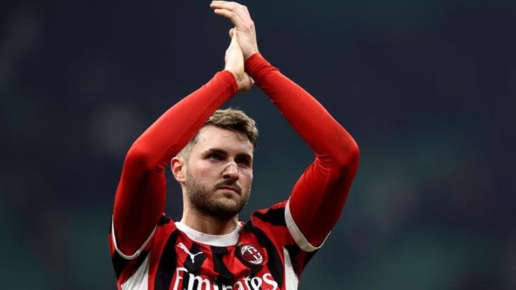 Lazio, via alla trattativa per Gimenez: contatti con il Milan e l’agente del calciatore