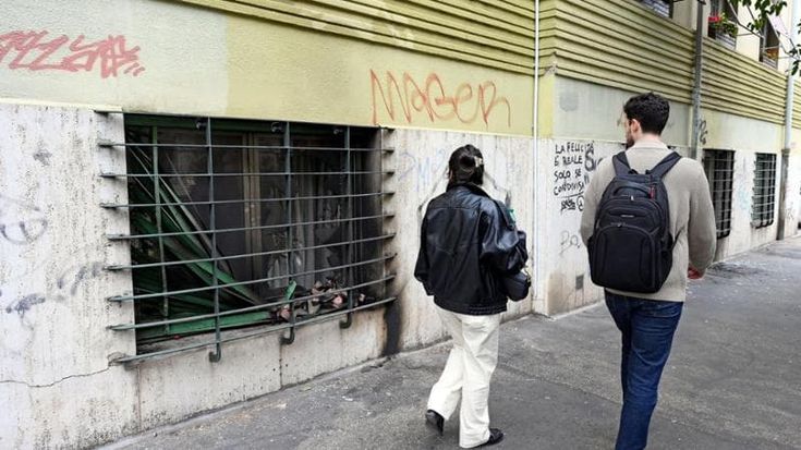 Attentato al figlio del boss Fragalà, caccia a 4 fuggitivi: al vaglio i filmati delle telecamere