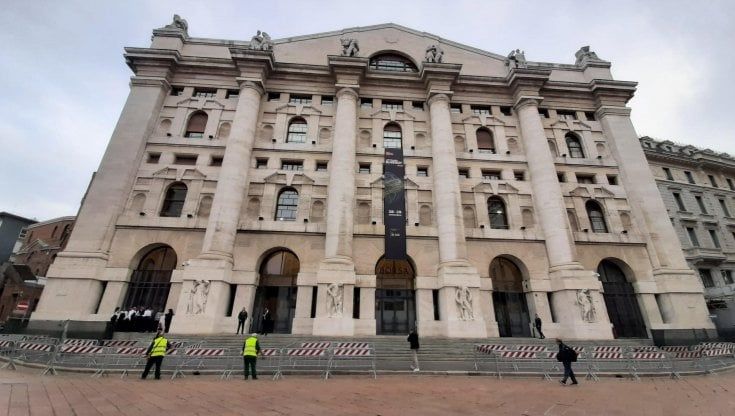 Dai cementifici, a Brembo e Pirelli: i rincari colpiscono anche Piazza Affari