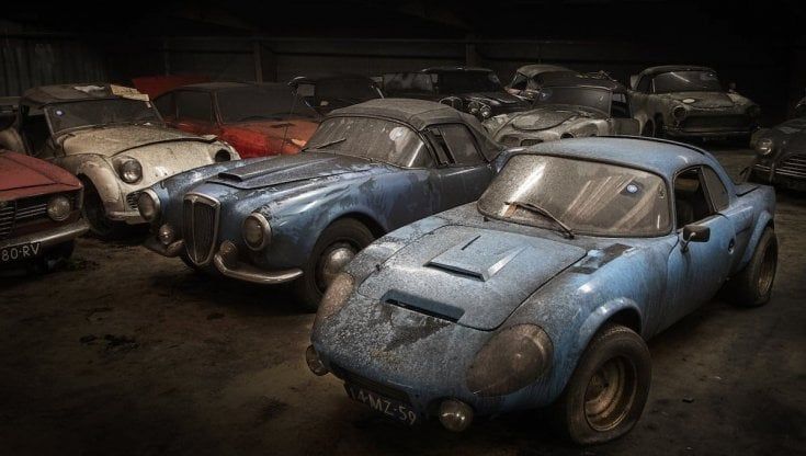 Le predilette del Signore: un tesoro di 230 auto d'epoca in una chiesa sconsacrata in Olanda
