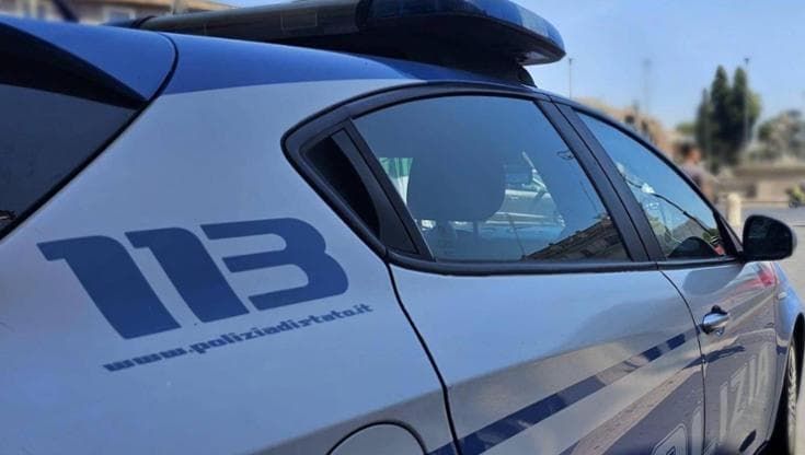 Fuma marijuana light comprata a Firenze e si butta da una finestra a Milano