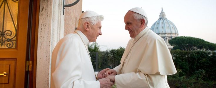 Ratzinger, oltre la "clausura": le sue uscite pubbliche, a un anno dalle dimissioni