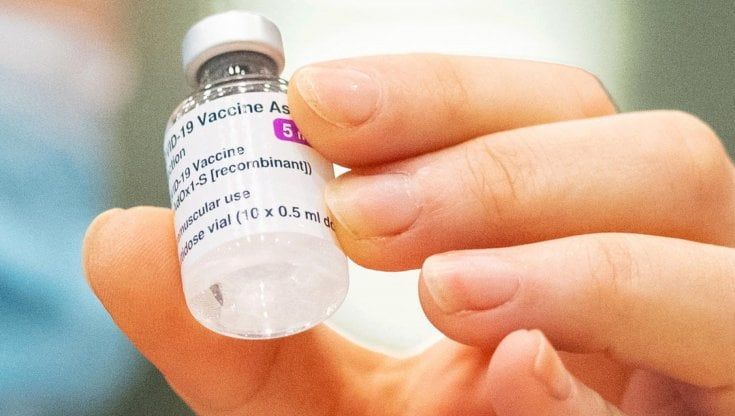 Covid, l'appello dei medici: "Subito un registro sierologico per i vaccinati" 
