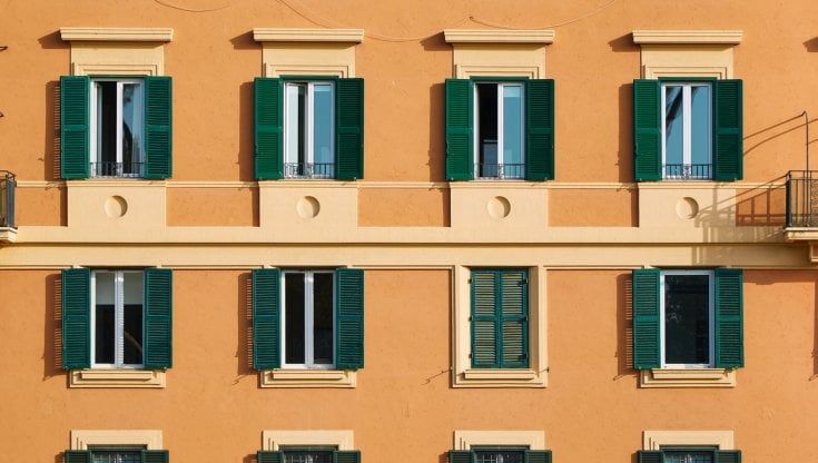 Arriva l’effetto tassi sui prezzi delle abitazioni
