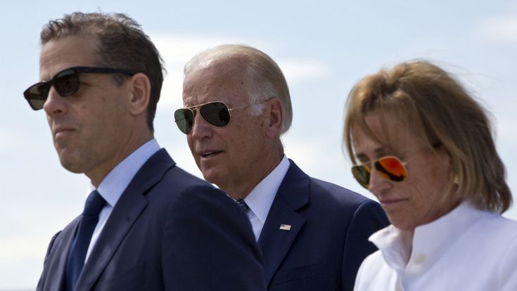 Sesso, droga e corruzione: il Kiev-gate affossa i sogni della famiglia Biden