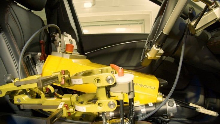 Ford, se i test drive li fa un robot