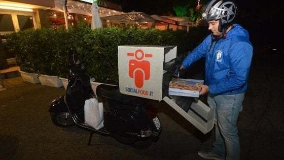 Palermo, i rider in assemblea: sciopero delle consegne dalle 19 alle 21