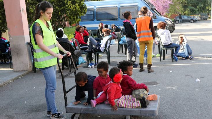 Eritrei e somali andranno nei centri Onu, per gli altri voli di ritorno in patria