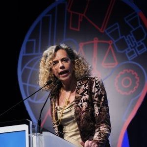 Cirinnà: "Dopo l'approvazione delle unioni civili anche Marchini dovrà adeguarsi"