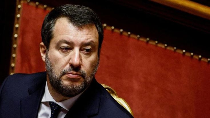 Salvini frena sul congresso della Lega, rinvio per evitare la resa dei conti