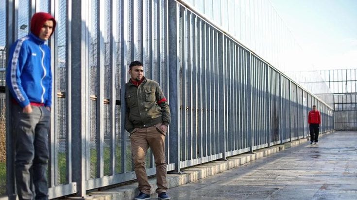 Migranti, in Albania solo migranti soccorsi in acque extraeuropee. In arrivo 135 assunzioni per il personale dedicato al protocollo