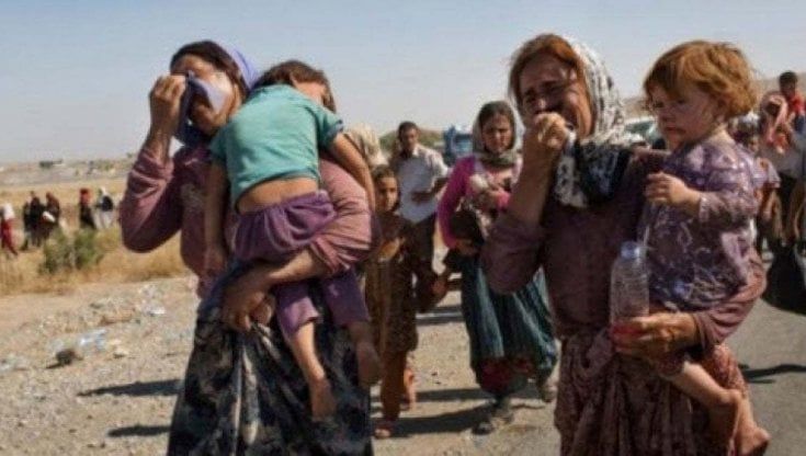 Yazidi, 3.000 dispersi e 200.000 sfollati dopo lo sterminio dei "tagliagole" dell'IS: vogliono giustizia per non perdere le radici 