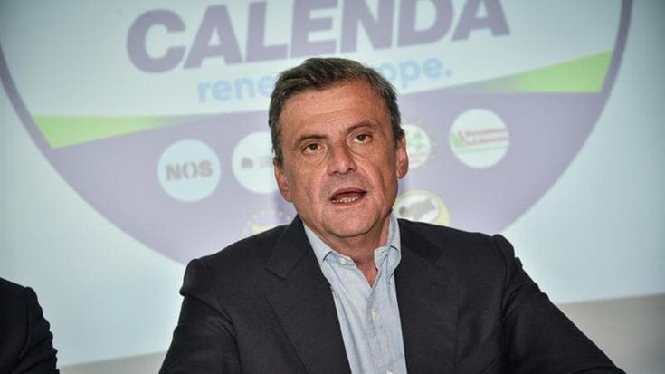 Europee, volano stracci al centro. I renziani: "Calenda guardi in casa sua"