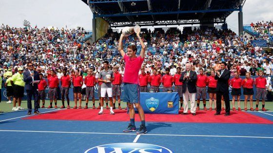 Tennis: Cincinnati rimane ancora tabù per Djokovic. Federer mette il settimo sigillo. Trionfa anche la Williams
