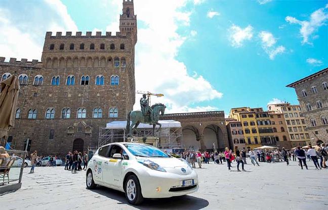 Nissan Leaf è l'auto elettrica più scelta dai tassisti fiorentini
