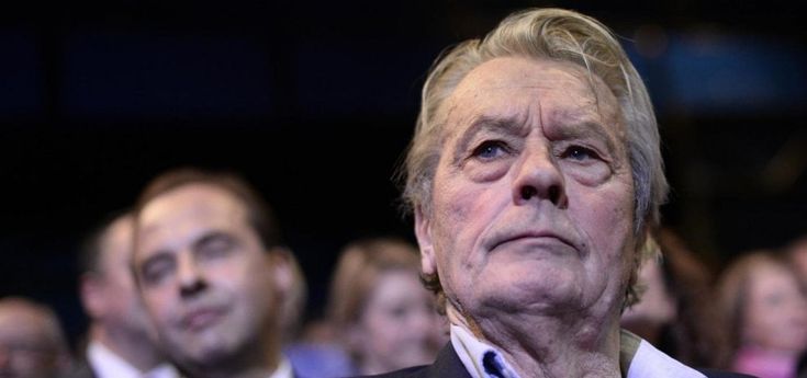 Alain Delon operato d'urgenza, sta bene ma è ancora ricoverato